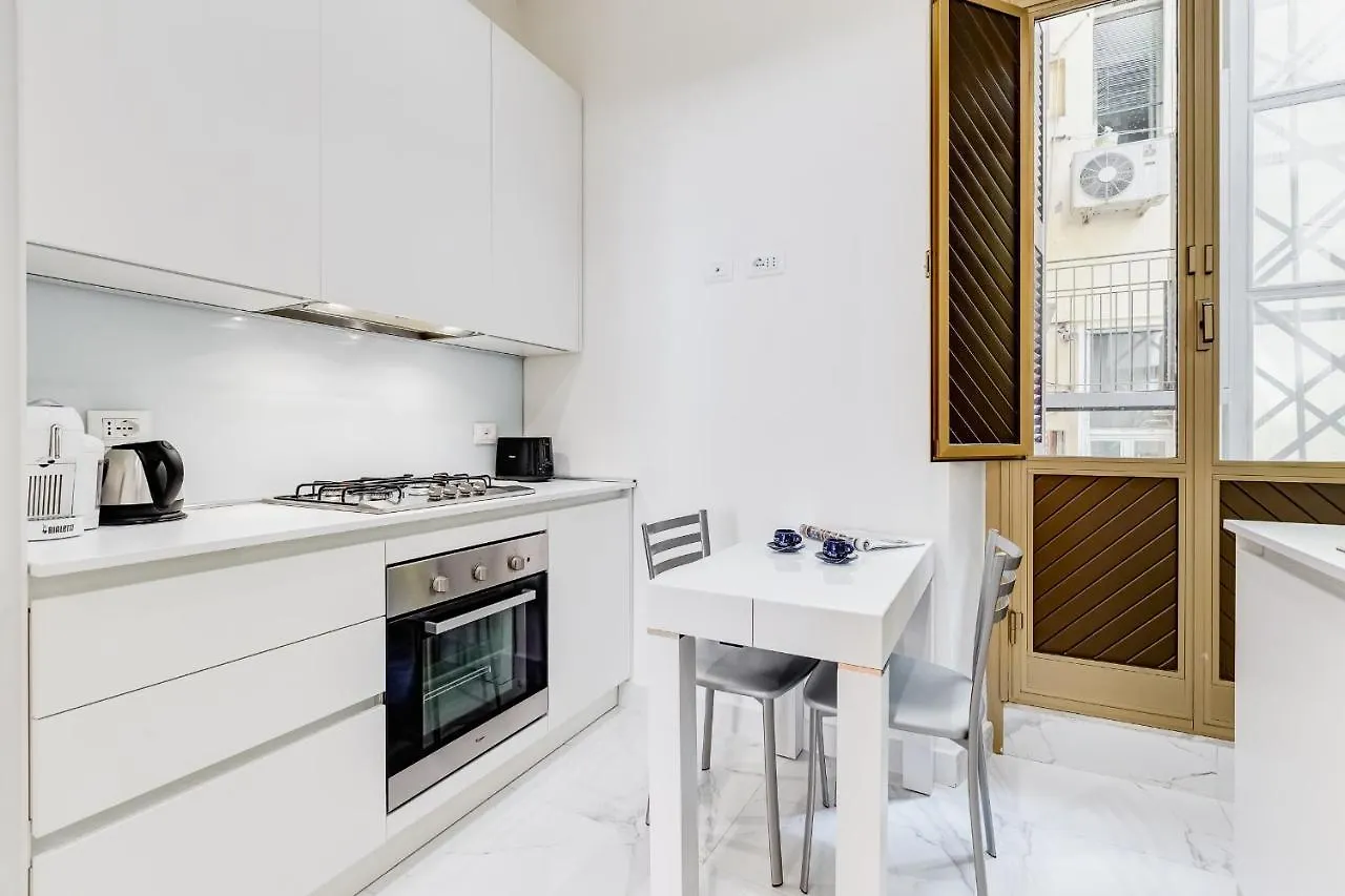 Apartment Opera Exclusive House By Premium Suites Collection Rome